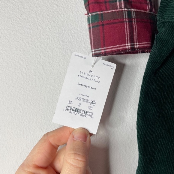 (2) Little Boys Outfits - Just one you by Carters - Picture 5 of 10